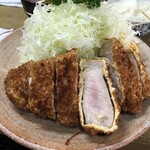 とんかつ とんき - 特大とんかつアップ