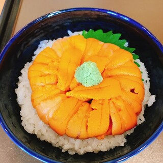 口の中に広がる甘いうにの味 朝から散財だけど料理の内容はそれに見合う By Akio I うに むらかみ 函館本店 函館 魚介料理 海鮮料理 食べログ