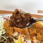 Indean kare - 黒っぽいカレールーは金沢カレーの特徴。コクがあって美味い。インデアンの味♪