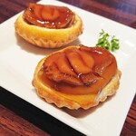 Lung King Heen - 原隻鮑魚雞粒酥