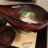 やすい - 雲南松茸の土瓶蒸し