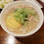 赤羽 もつ焼のんき - 煮込み（じゃがいも入）