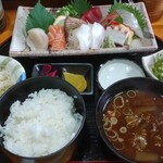 割烹居酒屋 やすまろ - 