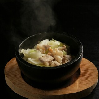 博多もつ鍋 梟_2