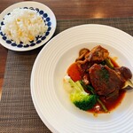 Bistro Sou-Sou  - ワイン煮ととうもろこしご飯