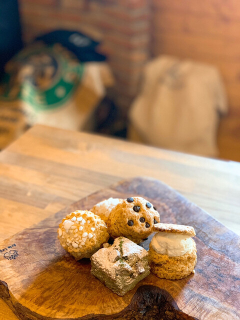 おやつカフェ Guug 磐田 カフェ 食べログ