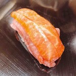 鮨 一 - 本鮪のかまの二段仕立て