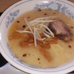 都 - とんこつにんにく塩ラーメン