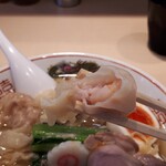 キング製麺 - 海老ワンタン　ブリブリの海老が丸ごと