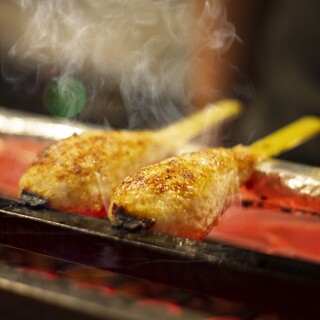 肉汁がじゅわ～と♪オリジナル串焼きの「特製ねり」(塩つくね)