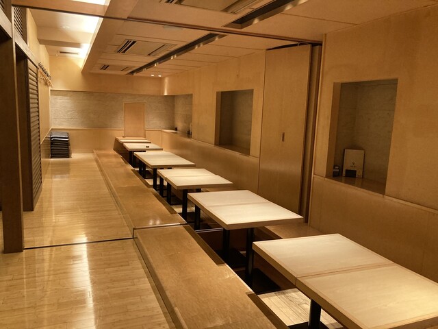 Toriyoshi Shoten Shin Okubo Ten photo 5