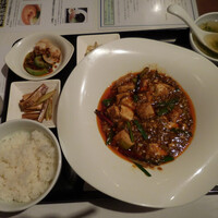 神田 雲林 - 激辛マーボー豆腐セット
