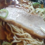 三栄軒 - チャーシューはこんな感じ