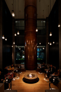 José Luis Karuizawa - Lounge