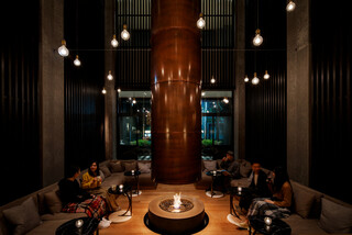 José Luis Karuizawa - Lounge