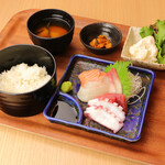 Sashimi set meal