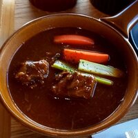 N43°シーフード ～鉄板焼きの店～ グリルドエイジ - 自家製とろとろビーフシチュー（連れのメイン）