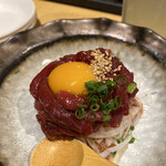 Kyuushuu Kurodaiko - 馬肉ユッケ、言わずもがなの美味しさ。