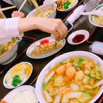 Chuuka Hanten Wasuke - 五目ラーメン野菜いっぱい^_^味は少し甘め