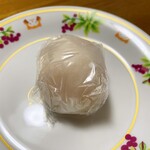 翁屋 - まるごとみかん大福…税込280円