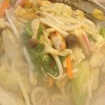 アジアン食堂 蓮華堂 - パリパリ皿うどん780円