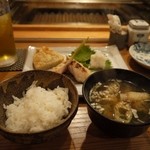 つばき食堂 - ご飯、お味噌汁