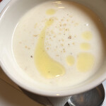 神楽坂ワイン食堂 ビストロ　Entraide - 根セロリの冷たいスープ