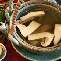 魚三楼 - 松茸とハモの炙り