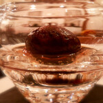 ラ・トゥーエル - 自家製渋皮煮、チョコ