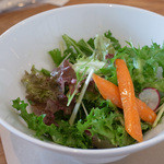 ヴィーガンカフェサンク - オーガニックサラダランチ