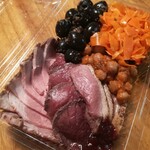 洋惣菜 亀洋 - 肉盛りアップ✨✨