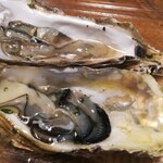 洋惣菜 亀洋 - 牡蠣のレア蒸しサフランジュレ★　最高に旨し✨