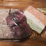洋惣菜 亀洋 - 鶏レバーのパテと蝦夷鹿と蝦夷鹿のレバーのパテ、ムーストリコロール