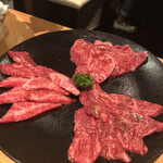 焼肉問屋 牛蔵 - 
