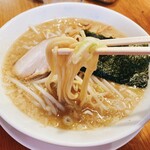 Marukin Ramen - 醤油ラーメン