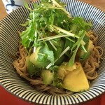 さか本 そば店 - 酢味噌アボカド蕎麦