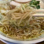 うま馬 - 麺は中細麺