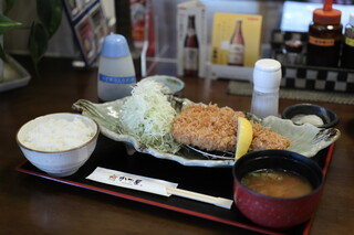 Katsuboshi - 厚切ロースカツ定食☆