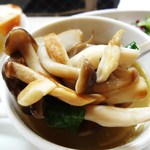 Little cucina Yume - きのことごぼうのスープ