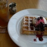 ワッフルセット　950円