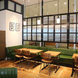 【家具】アパレルブランドデザインのオリジナルの家具