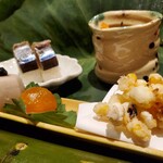 御幸町 田がわ - 手前は娘絶賛の、玉蜀黍のかき揚げ。