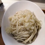 Sagamihara 欅 - 味付替え玉(２００円)はいつもニンニクパンチ味で。