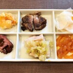 廣東DINING TAKU - TAKUランチ　六品冷菜　