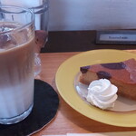 Skip - カフェラテ・NYチーズケーキ