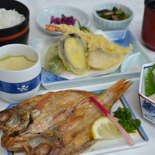 レストラン 海幸苑_1