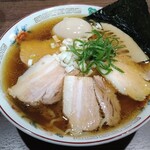 タイジンジャー - チャーシューが4枚、煮玉子入りで700円は安過ぎます。