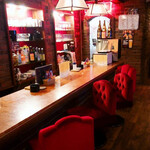 えびちゃん家 - レトロ調の店内でゆっくり飲食できます