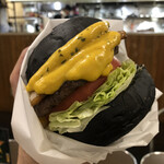 エーエス クラシックス ダイナー - 【10月のMonthly Burger】 『パンプキンチーズクリームバーガー¥1700』
