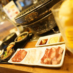 大衆炭火焼肉ジンギスカン ホルモン酒場 風土. - 